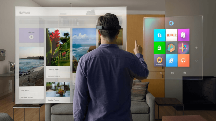 patent suggests microsofts next hololens could tell where youre looking microsoft preorders