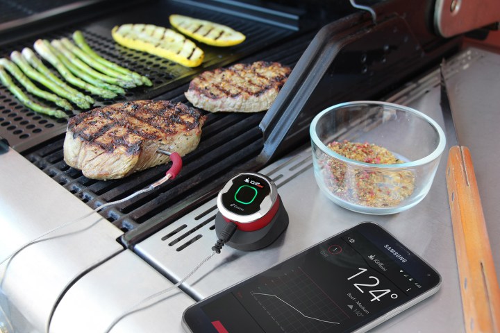 iDevices iGrill mini bluetooth smart meat thermometer.
