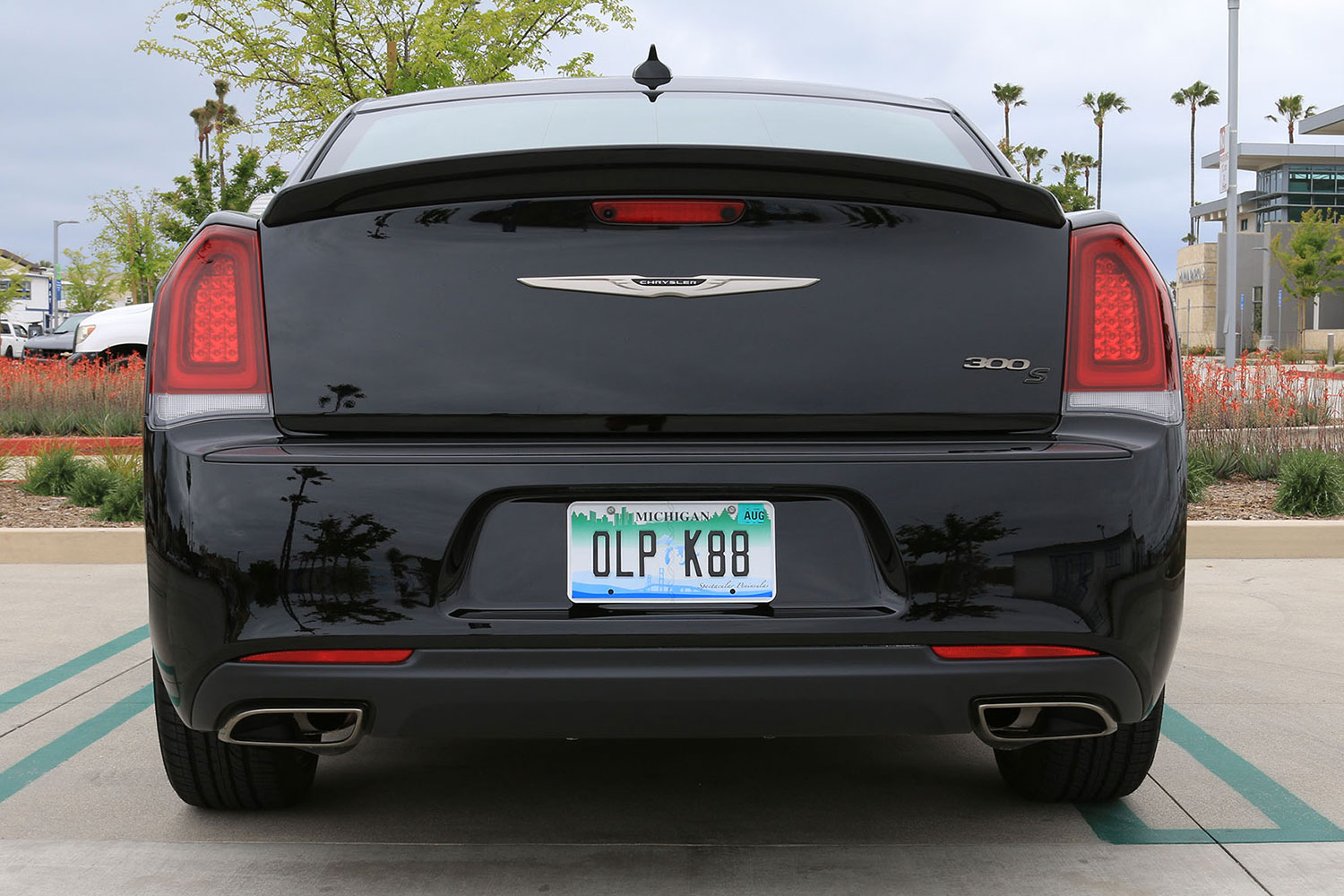 2016 Chrysler 300S Alloy Edition First Drive