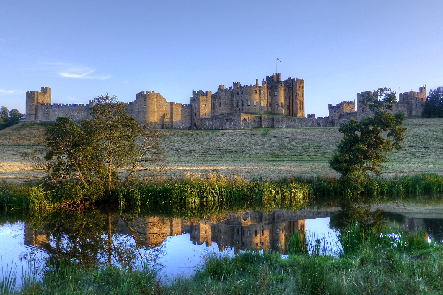 10 famous movie locations you can actually visit alnwick castle 1