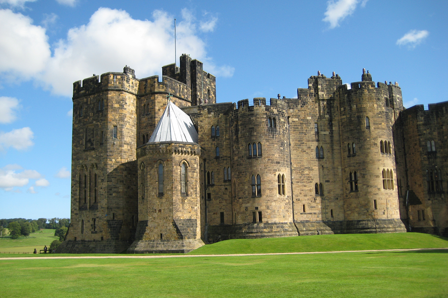 10 famous movie locations you can actually visit alnwick castle 2