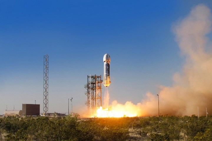 jeff bezos expects manned blue origin missions by 2017 blueorigin3