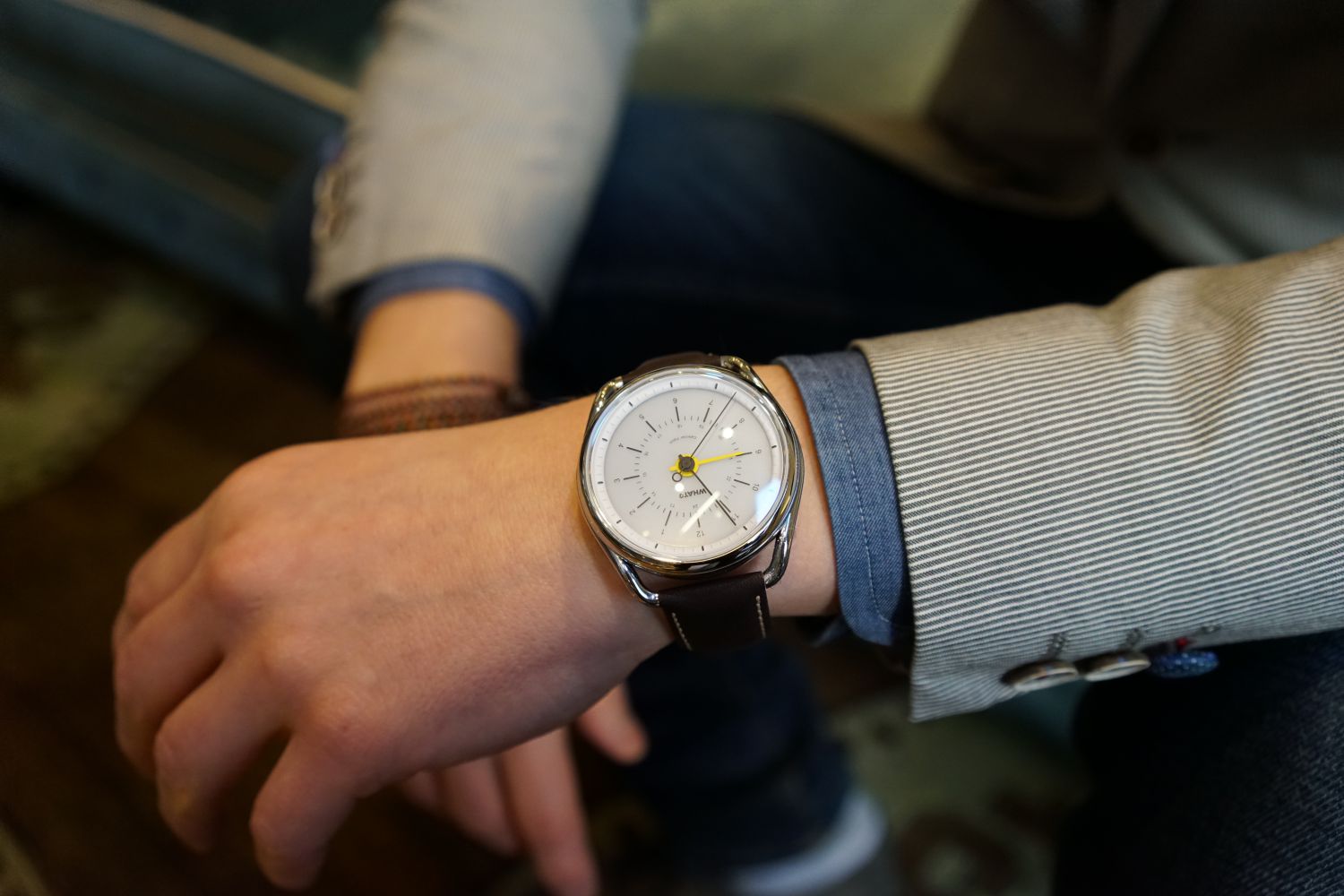 calendar watch smart wrist  polar white