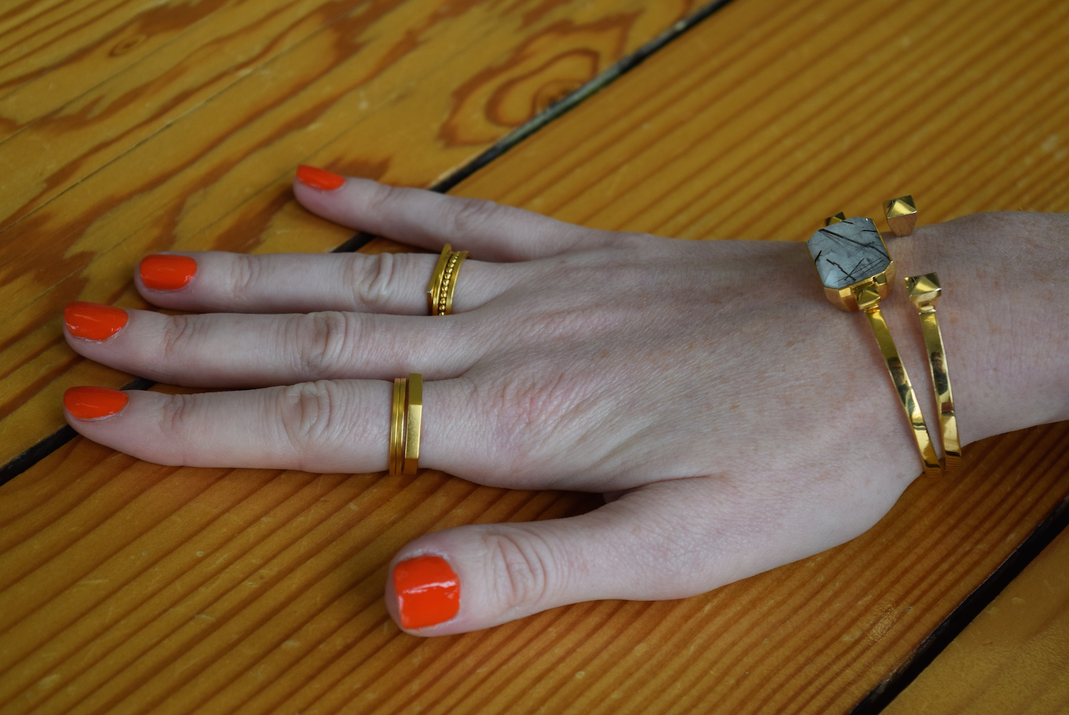 Ringly adds smart bracelets to its roster of wearable technology