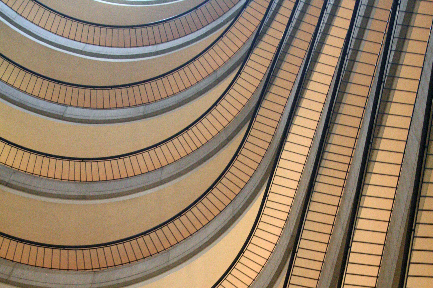 10 famous movie locations you can actually visit marriott marquis atlanta 5