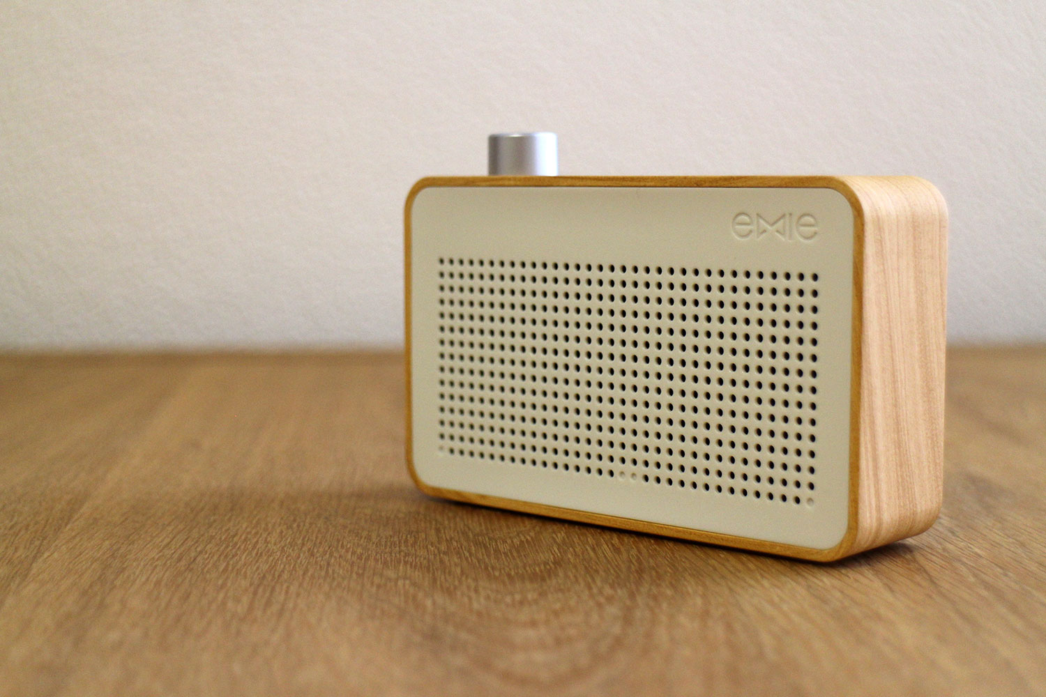 Emie Radio Bluetooth Speaker