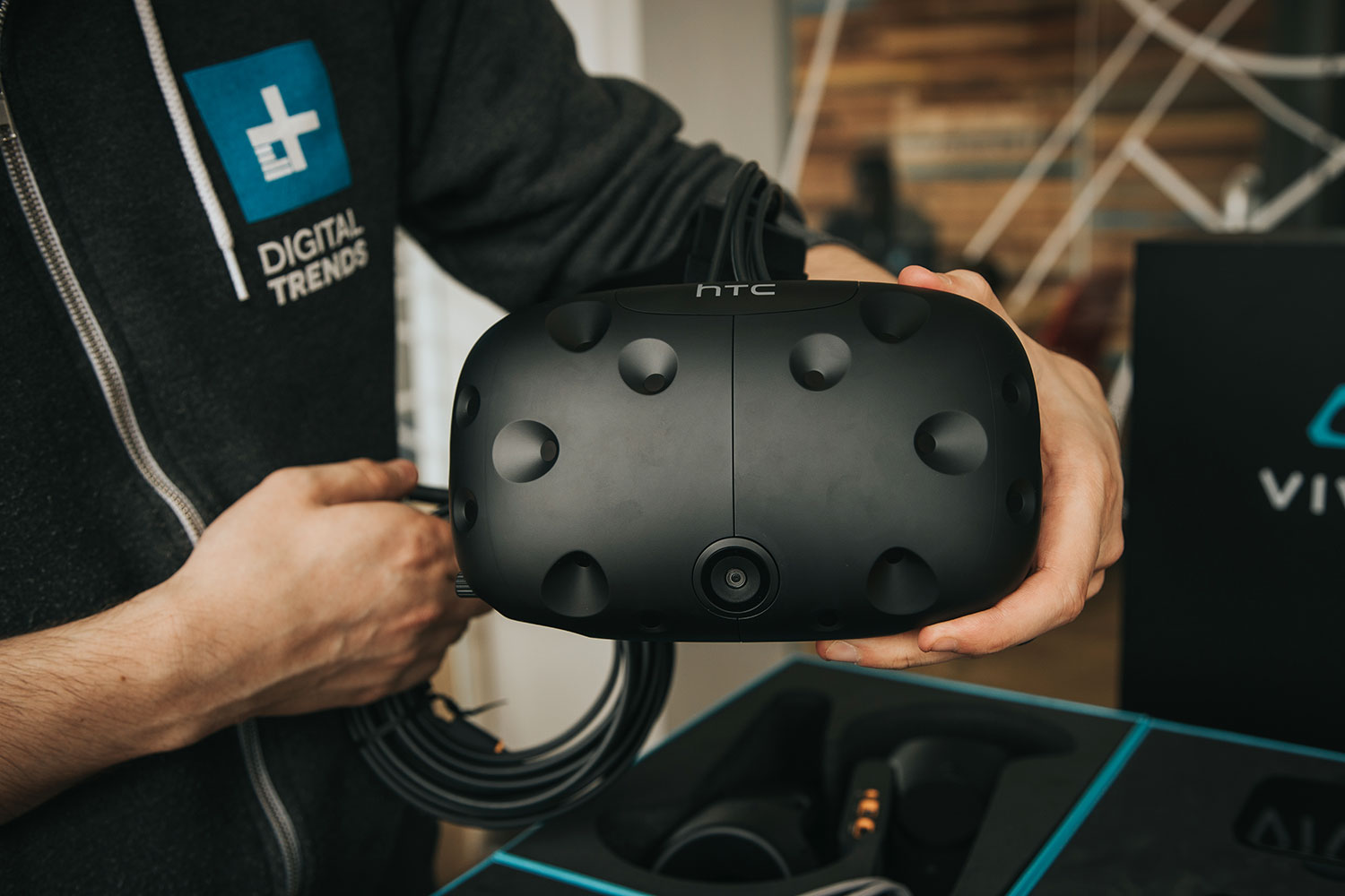 HTC Vive Review - Review 2017 - PCMag UK