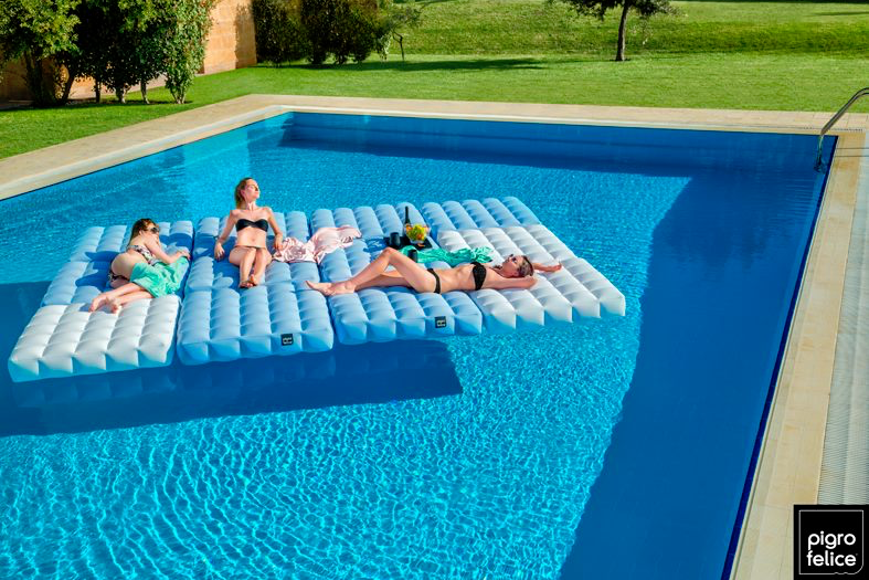 Pigro Felice inflatable furniture – pool base platform lounge