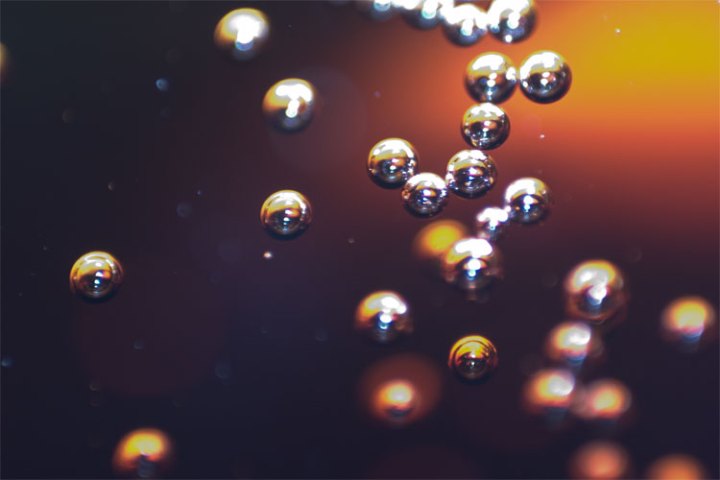 Micro-bubbles anticancer drugs