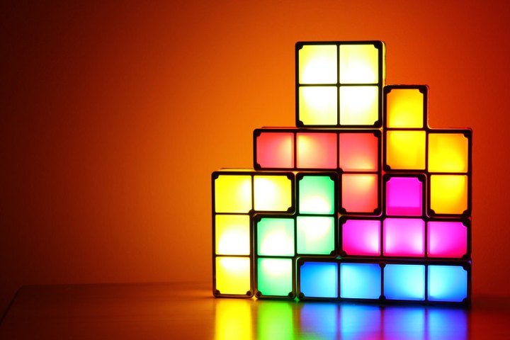 How to Build a Tetris-Inspired Modular Lamp | Digital Trends