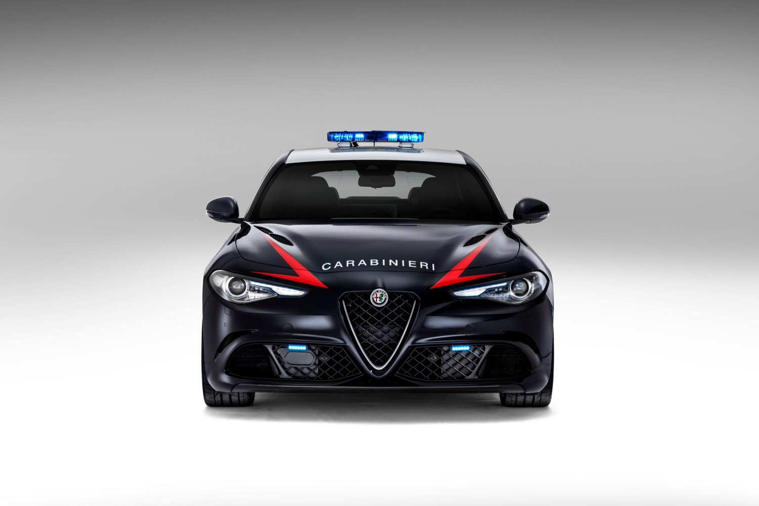 Alfa Romeo Giulia Quadrifoglio police car