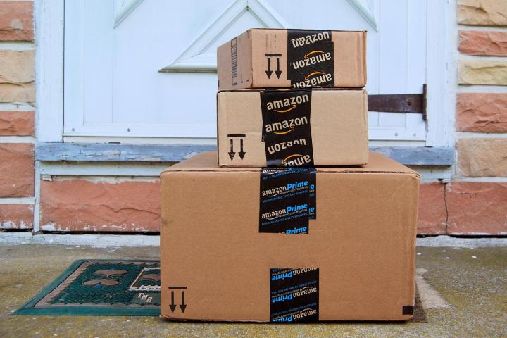 couple con amazon out of tech goods boxes