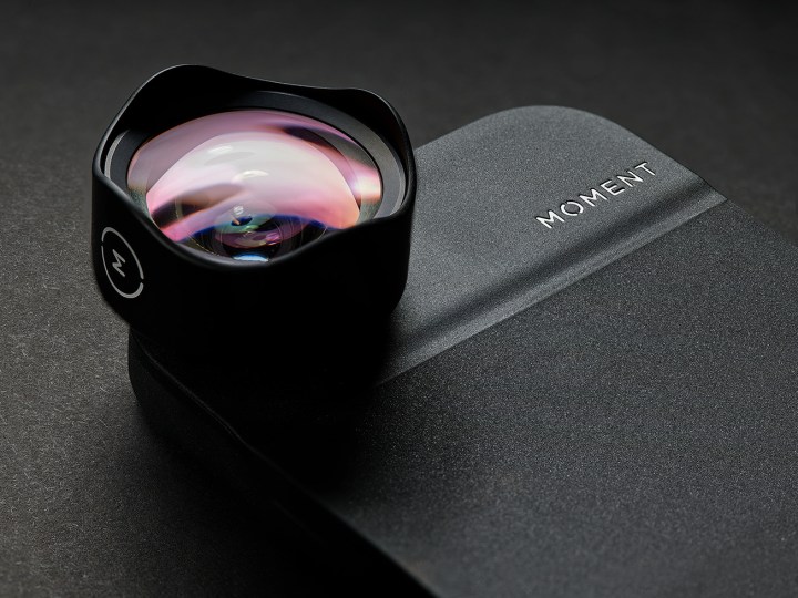 moment partners with apple to sell premium iphone lenses at retail shops 2