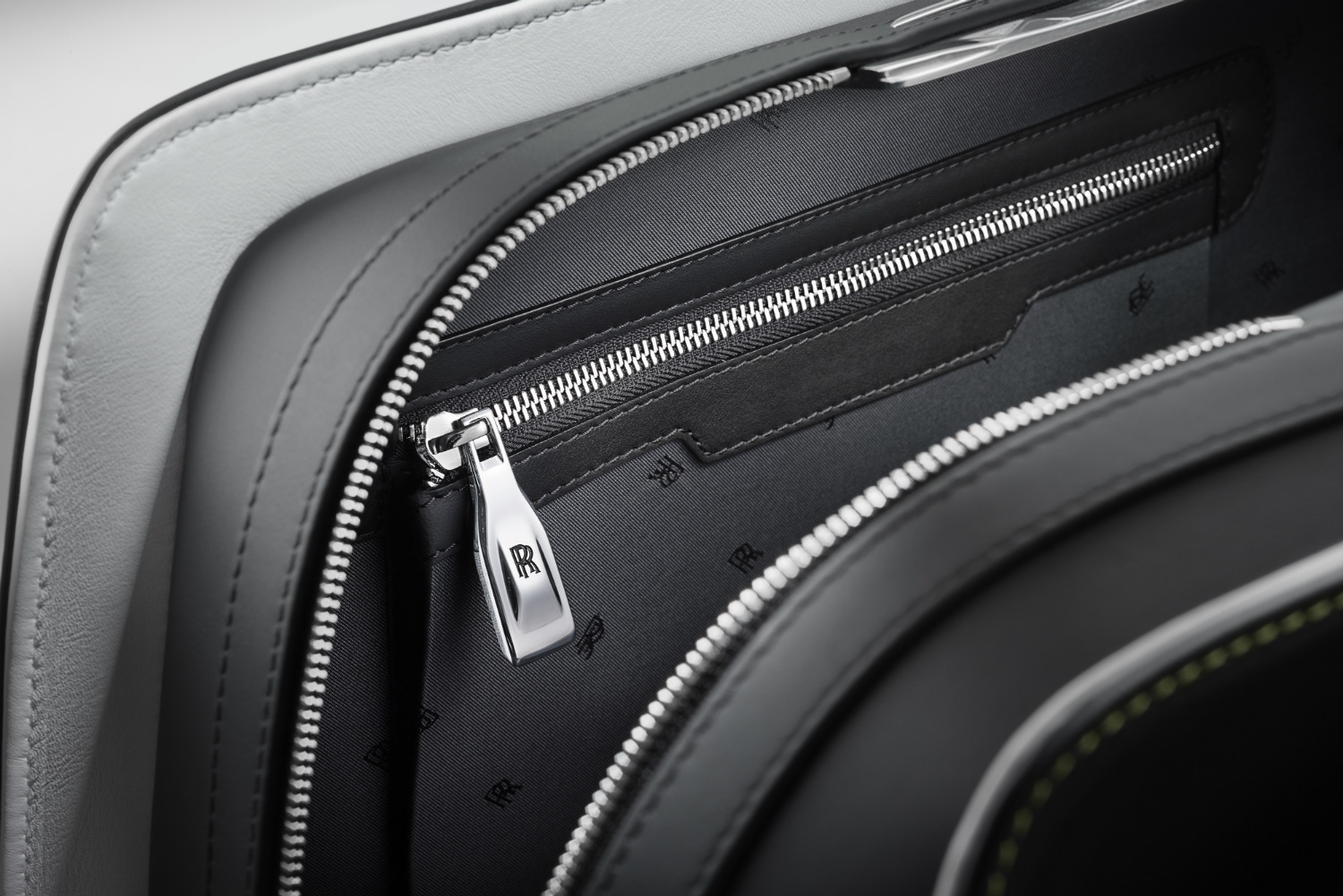rolls royce luggage collection rr 5