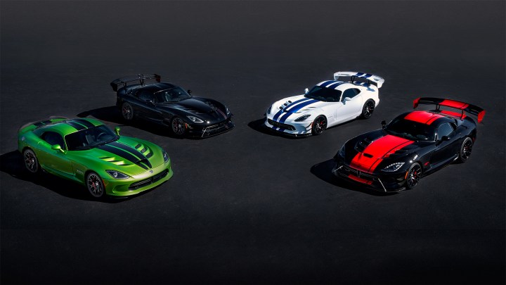 dodge viper to end production with special editions 25th anniversary limited edition vipers