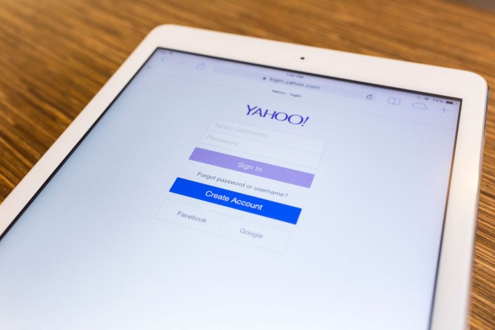 yahoo 500 million accounts hacked on tablet