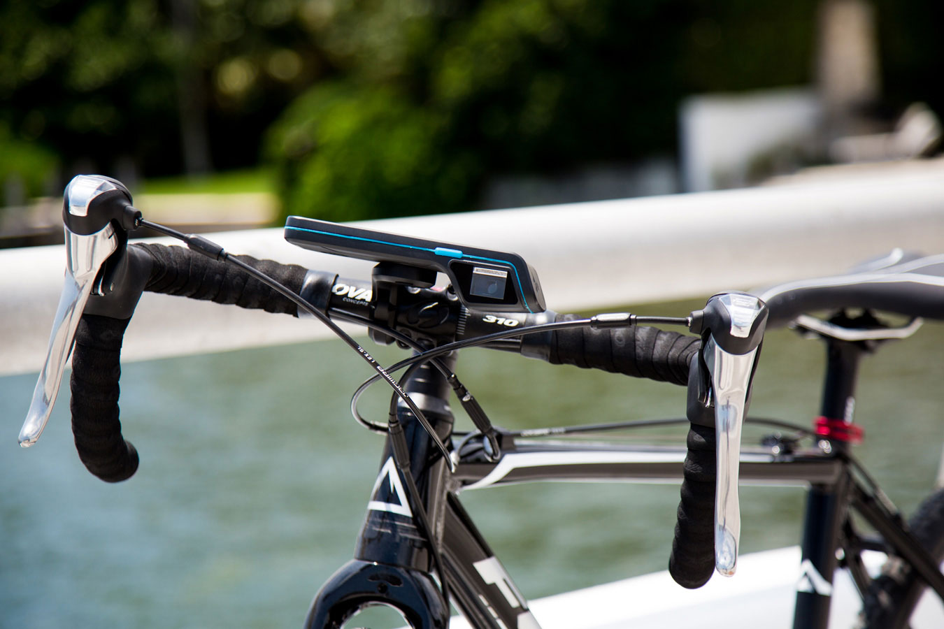 bycle case and app turns iphone into bike computer for tracking rides mount 2