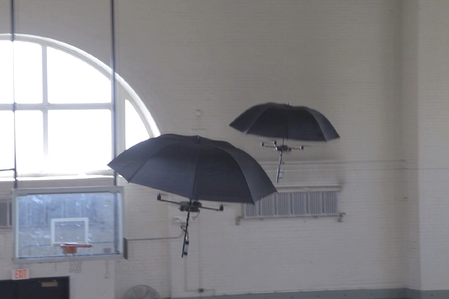umbrella drones indoor tests  02