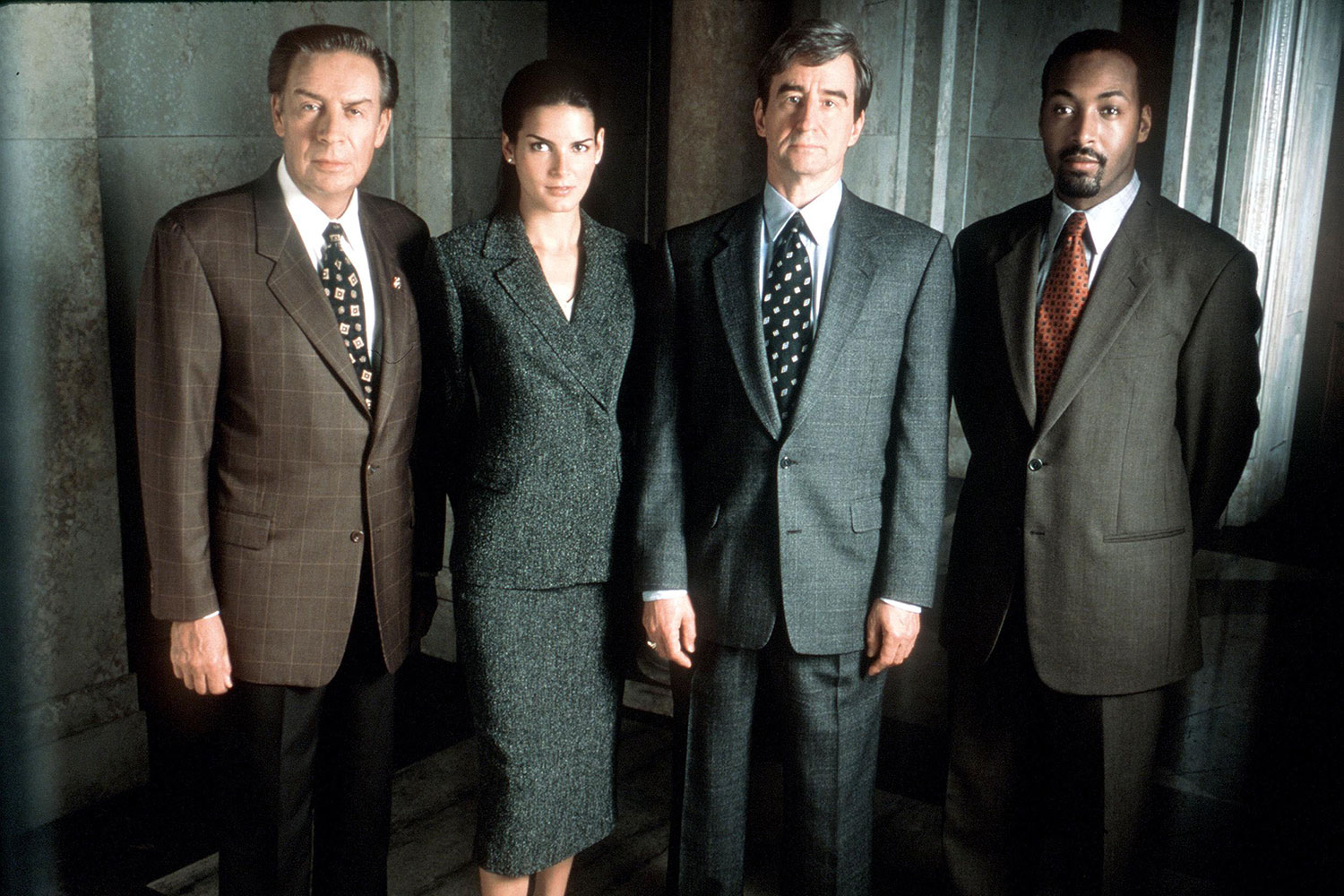 longest running scripted primetime tv shows us law  order 1990