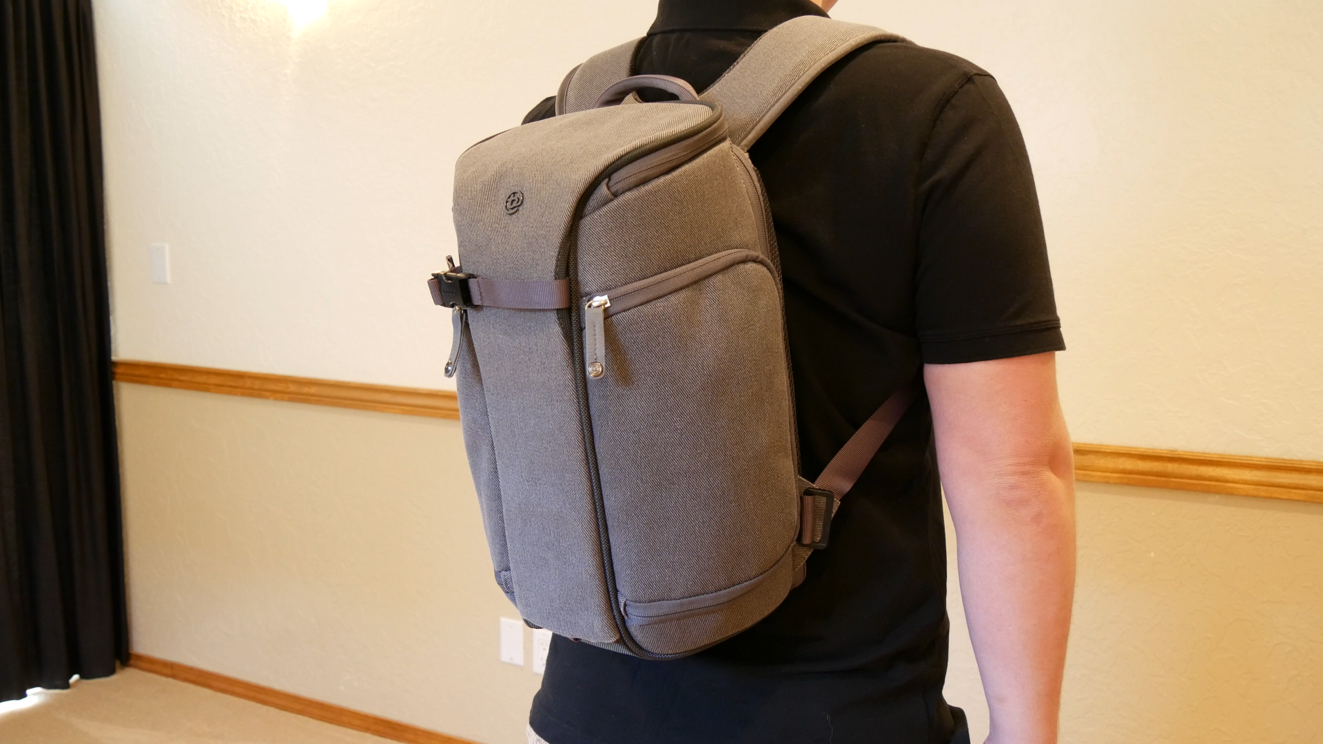 booq slimpack review camera backpack slim08