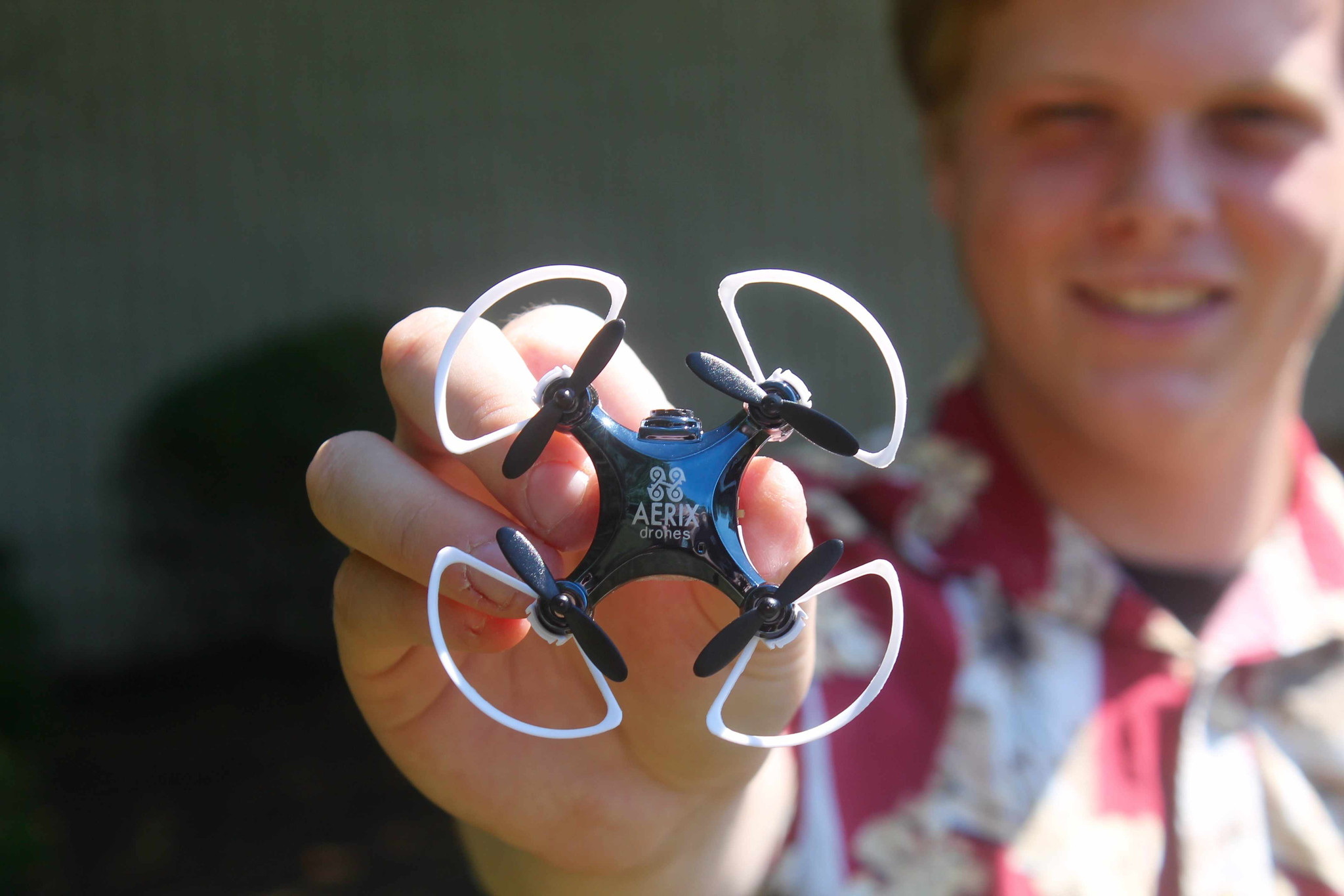 smallest vr drone vidius aerix2