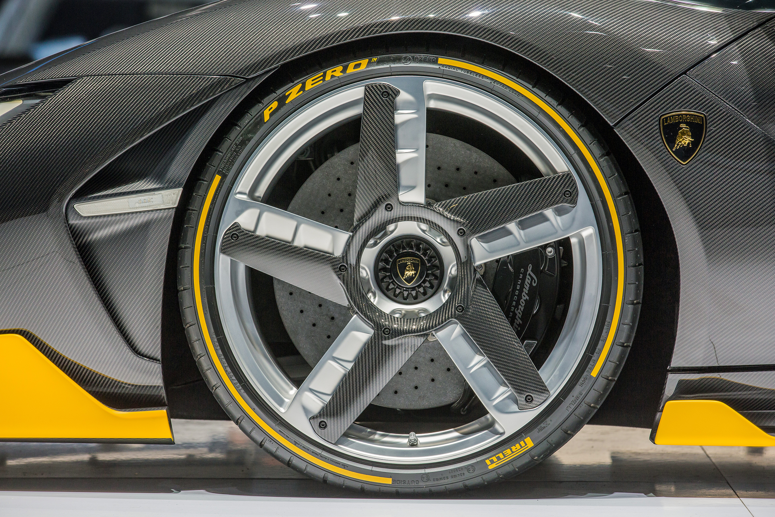 Lamborghini Carbon Fiber