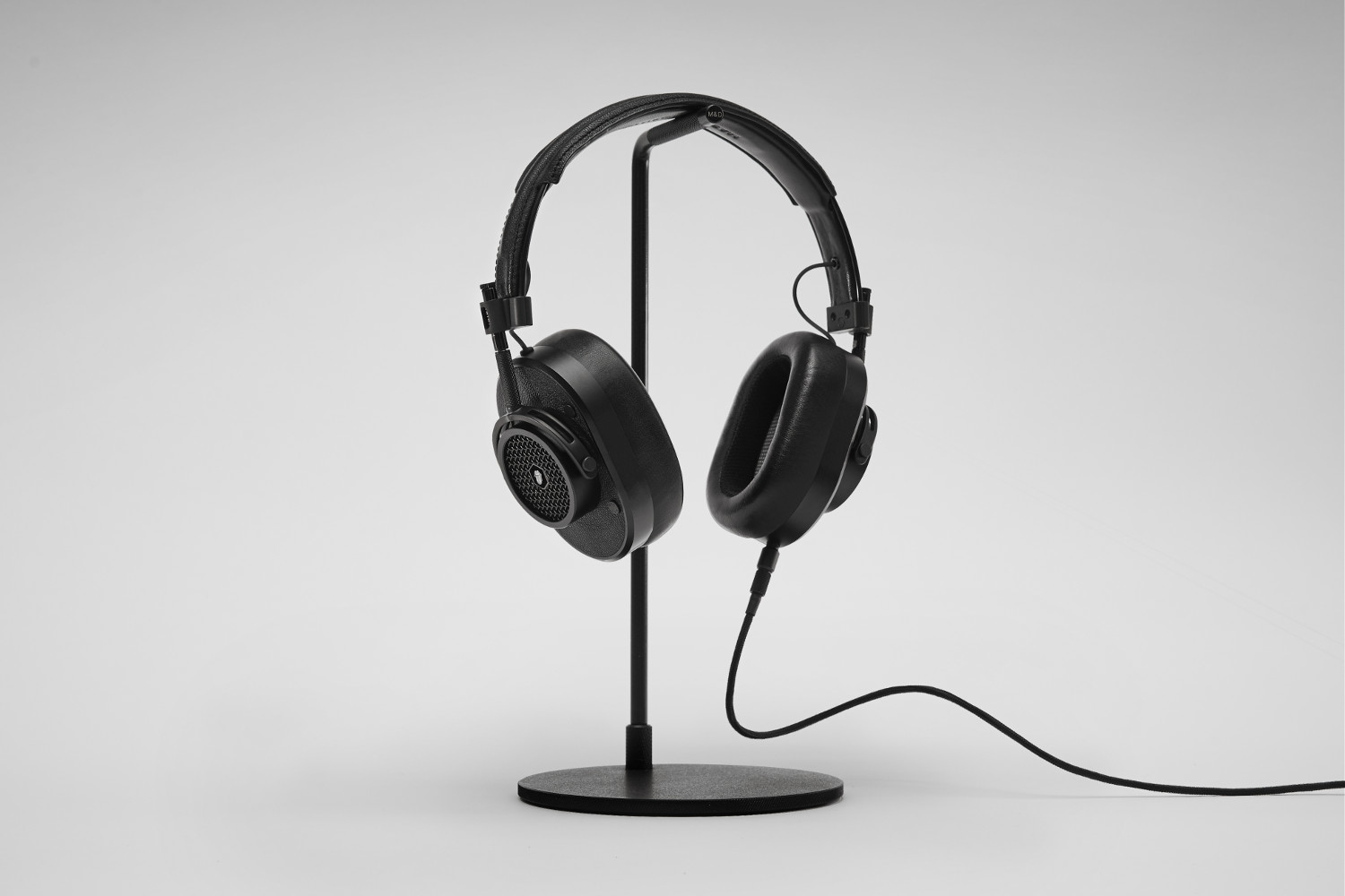 master dynamic custom rolling stones mh40 headphones 2