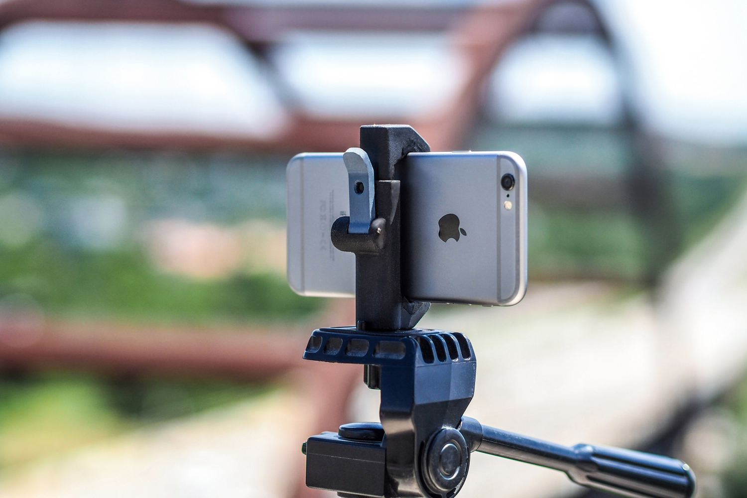 studio neat glif kickstarter tripod mount smartphones new quick release 9