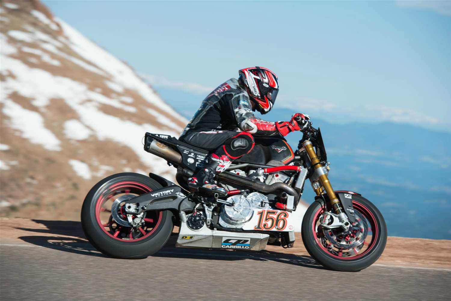victory motorcycles empulse rr takes first at pikes peak project 156