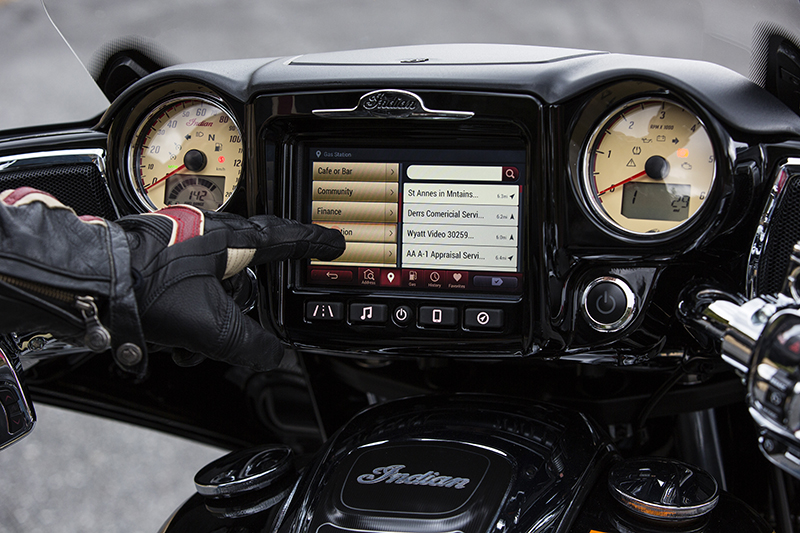 indian motorcycle ride command touchscreen 2017 imc infotainment roadmaster 09