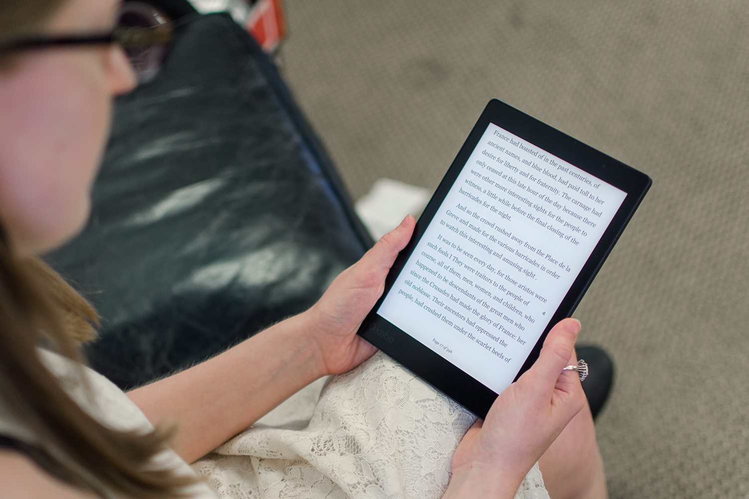 Comparatif iBooks / Kindle sur iPad (en vidéo) - Actu des ebooks