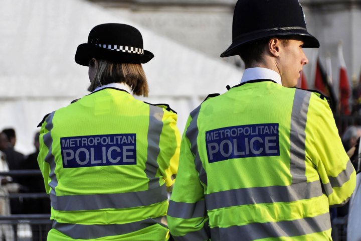 london police for trolls header