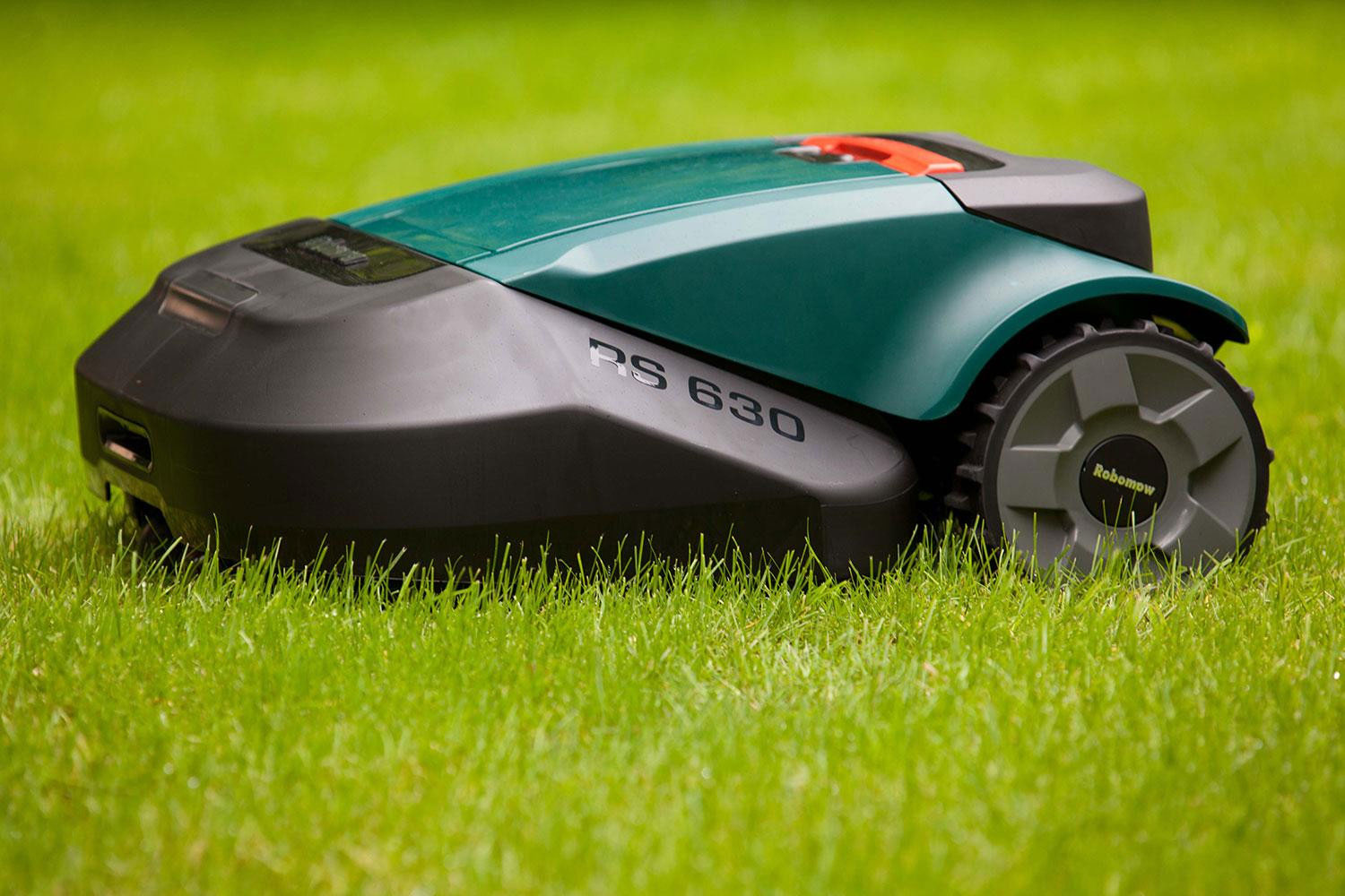 The Robomow RS630 on a lawn.