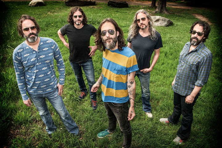 interview chris robinson of black crowes on spotify vinyl the audiophile