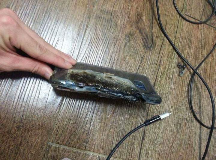 faa considering note 7 ban galaxy exploded 3