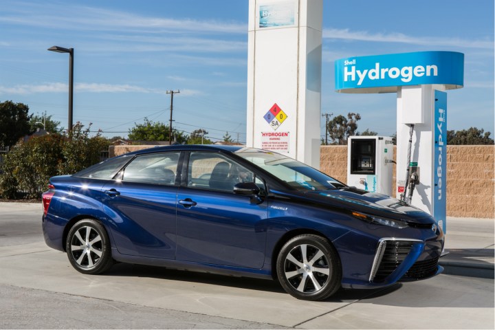2017 toyota mirai pricing announced 2016 fuel cell vehicle 014