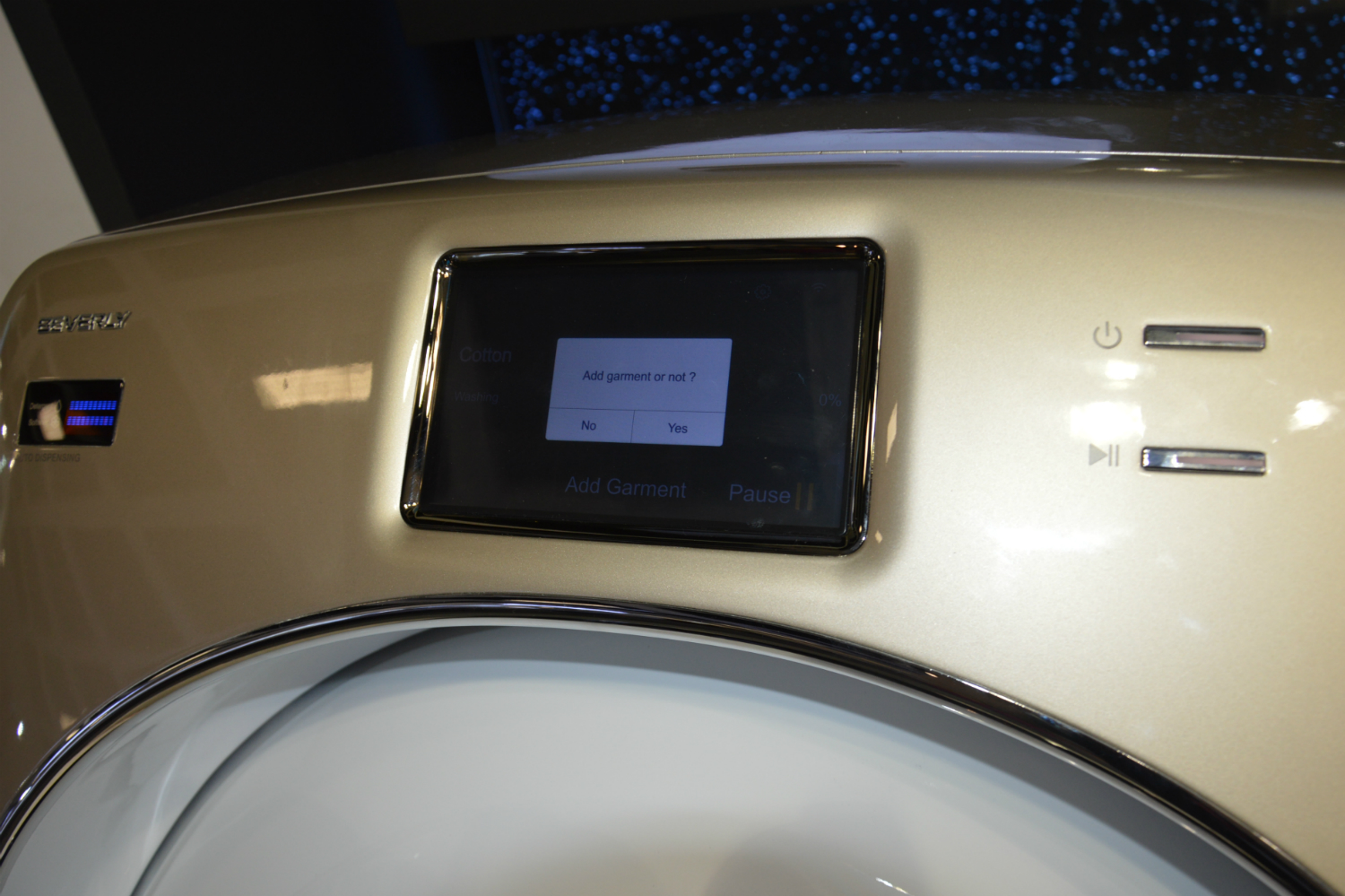 cool washers and dryers from ifa 2016 midea beverly washer screen
