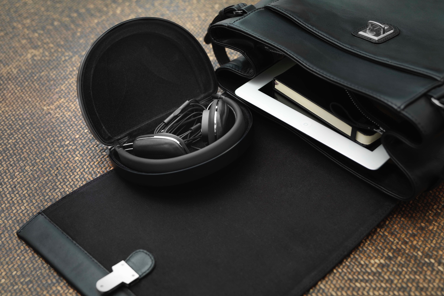 bowers wilkins p3 series 2 announced 6