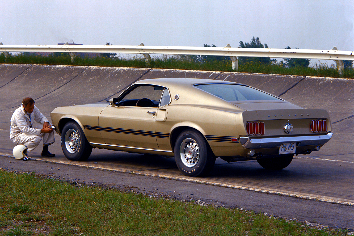 ford mustang history 69 4