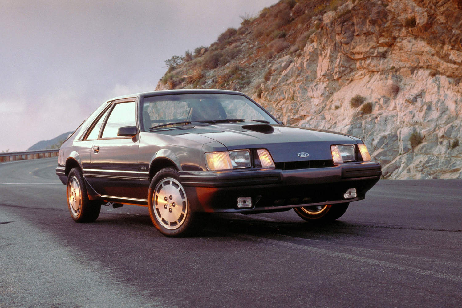 ford mustang history 84 3