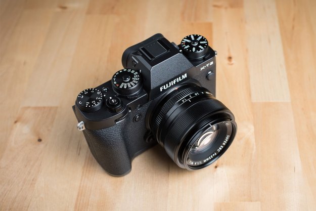 fujifilm x t2 review top angle