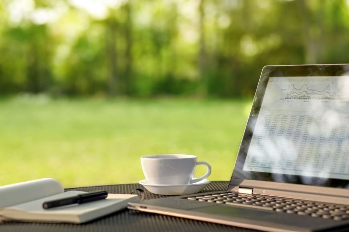 1115836 autosave v1 39344590  laptop and coffee in outdoor office