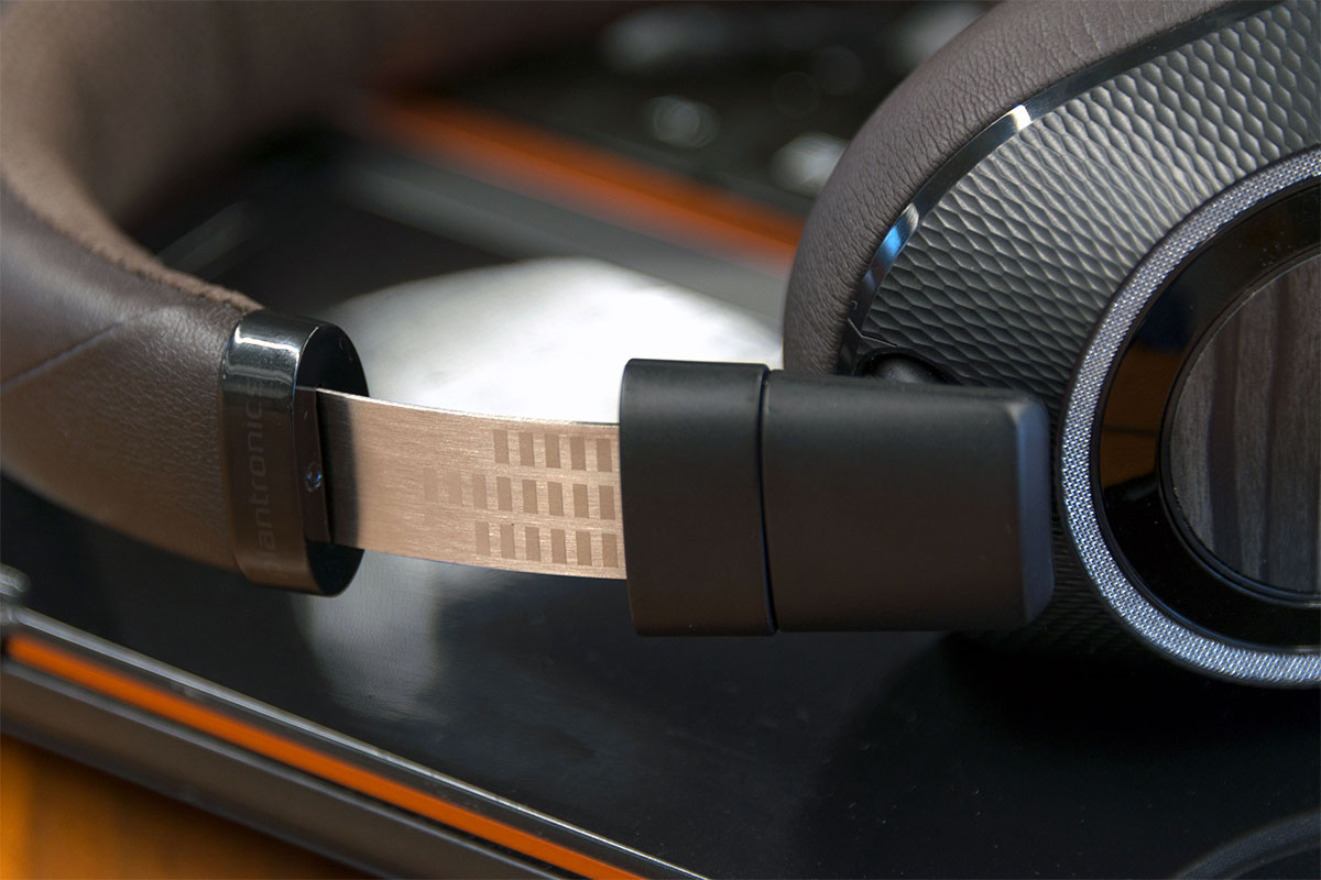 Plantronics BackBeat Pro 2 Review 