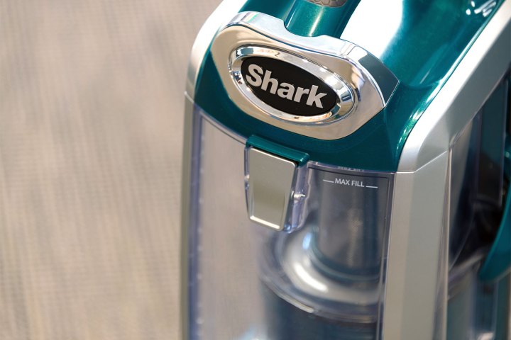Shark Rotator Powered Lift-Away Speed (NV681)