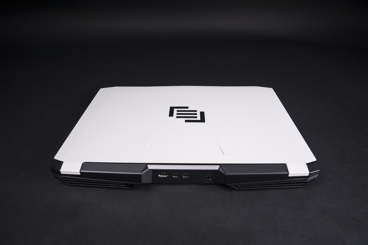 maingear vybe desktop refreshed nomad pulse laptops gtx 10 series