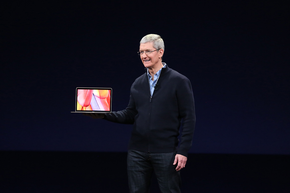 tim cook macbook