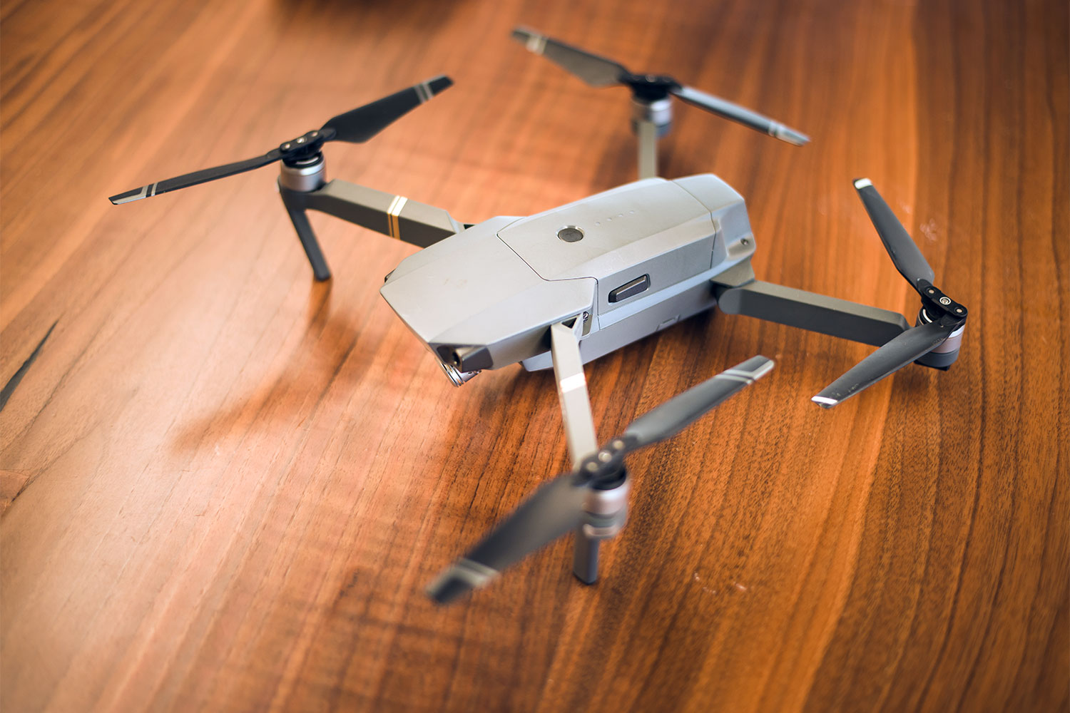 DJI's Mavic Pro Drone Has Just Dropped to Its Lowest-ever Price