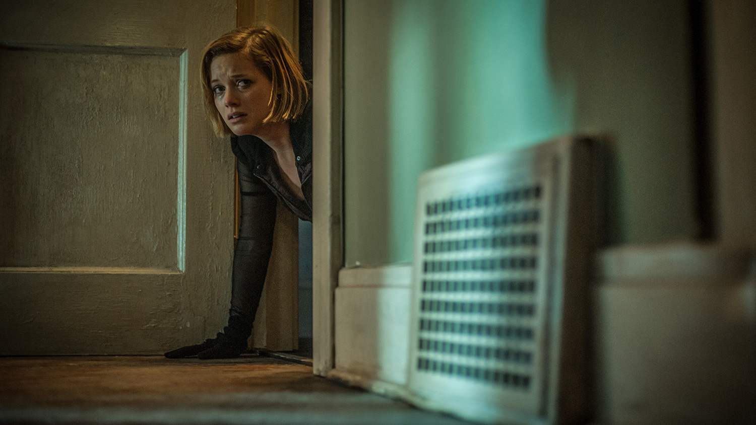 jane levy talks dont breathe evil dead and twin peaks dontbreathe 05