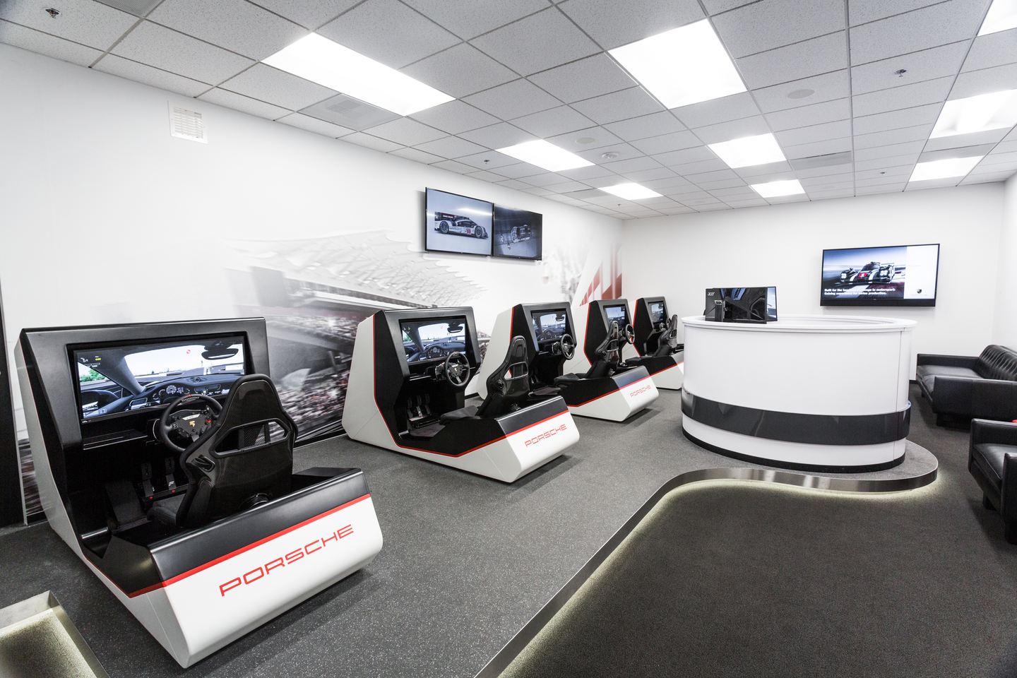 Porsche Experience Center LA