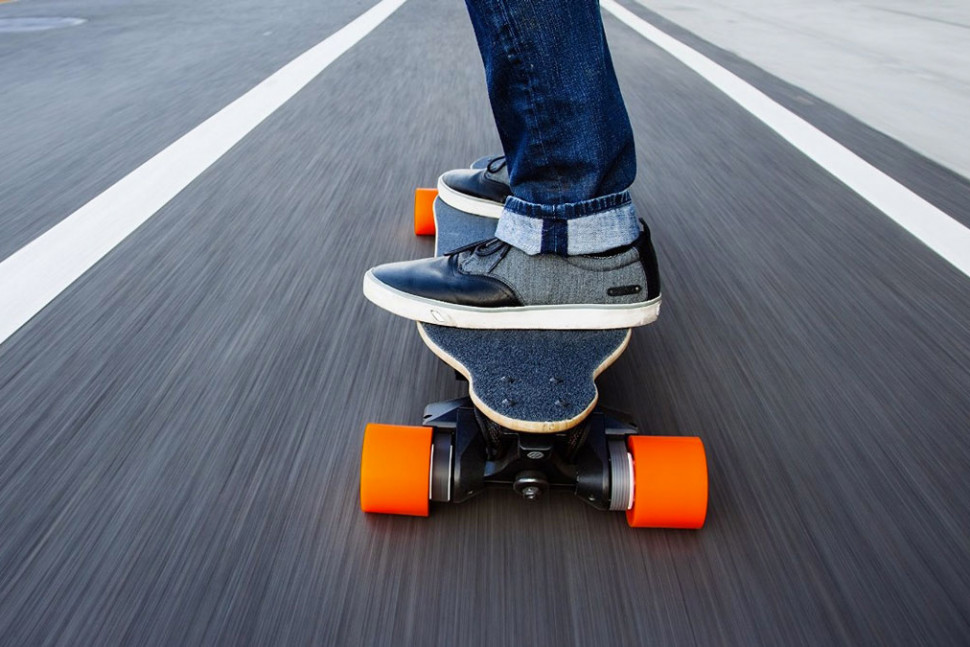 boosted skateboard issue board